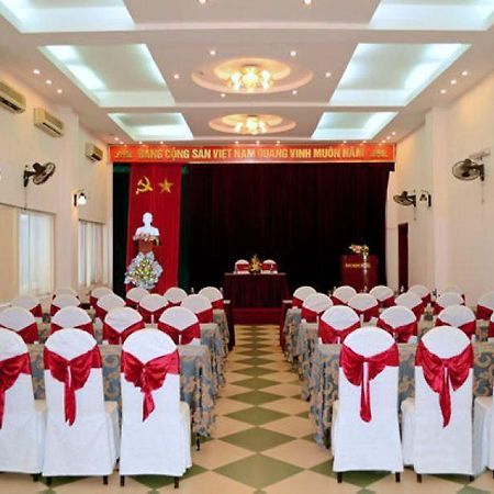 Vuong Hoan Hotel Vinh Eksteriør billede